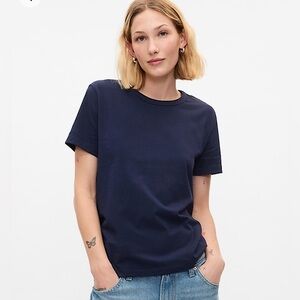 GAP Classic Navy Women's T-Shirt